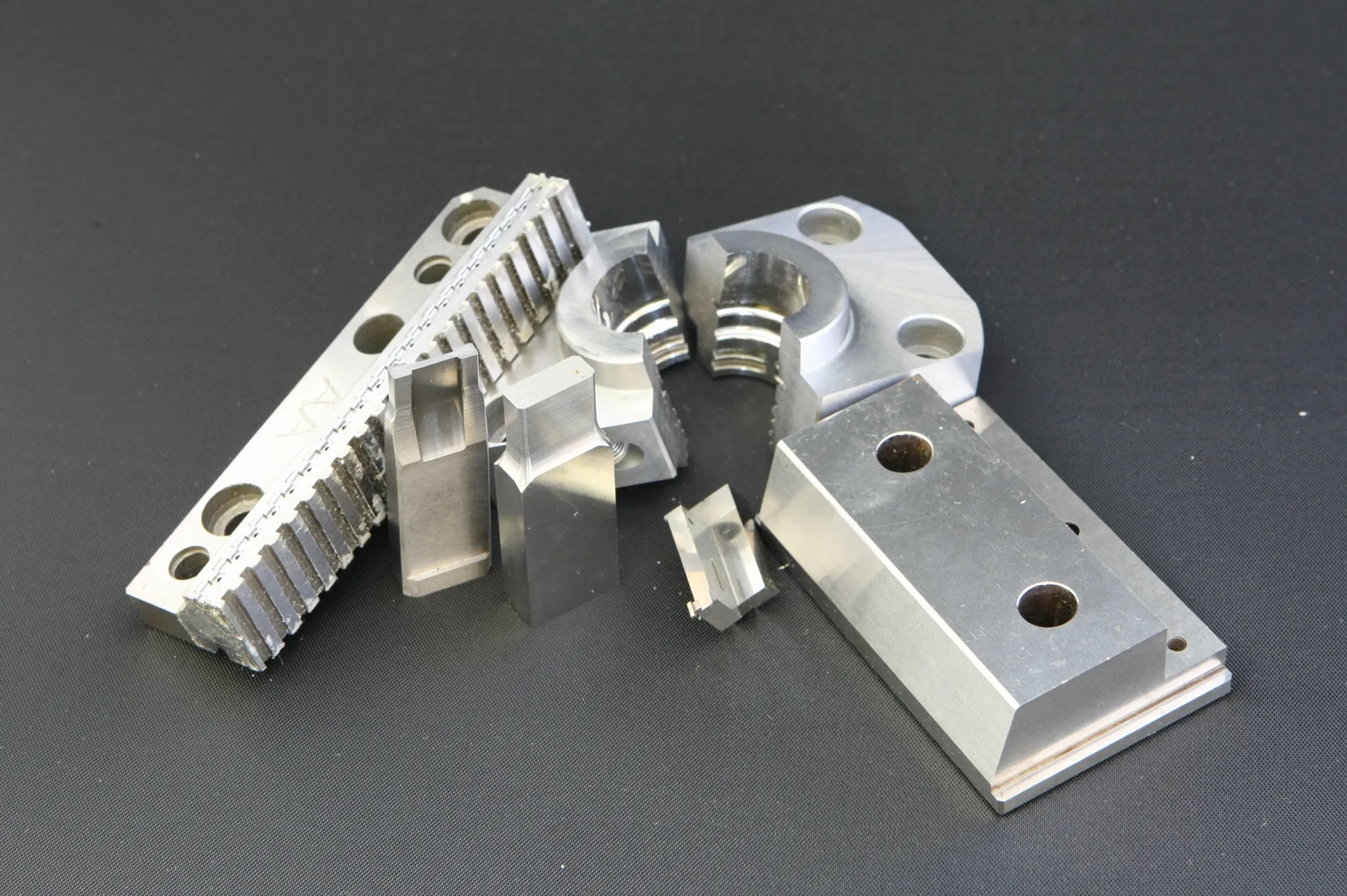 プロファイル研削のイメージ